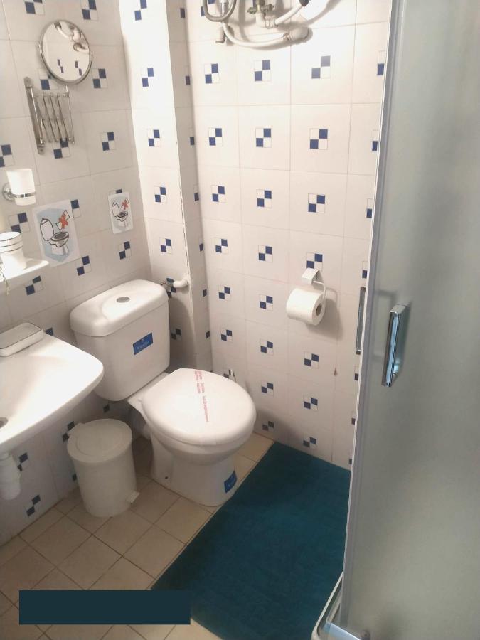 Hotel Agni -Enoikiazomena Diamerizmata Kallithea  Екстериор снимка