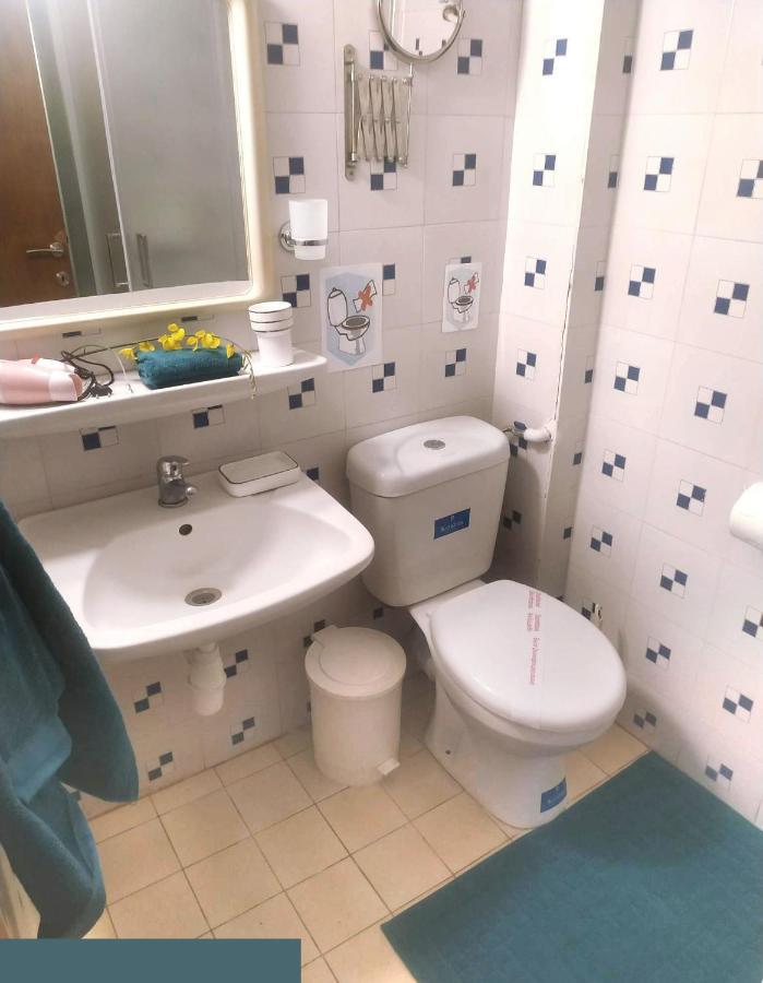 Hotel Agni -Enoikiazomena Diamerizmata Kallithea  Екстериор снимка